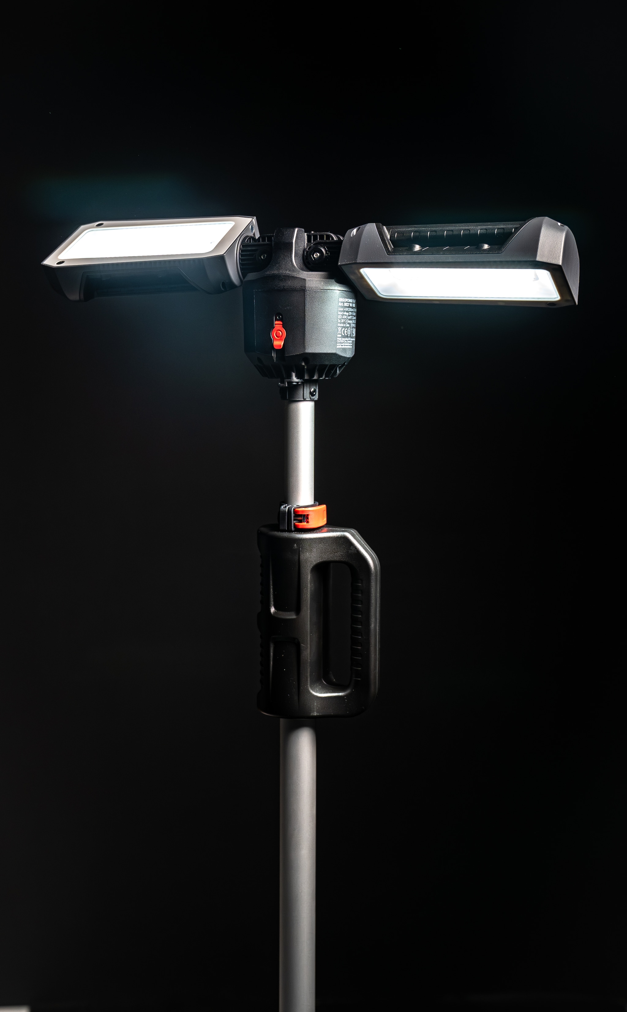 immagine di lavoratore con LED